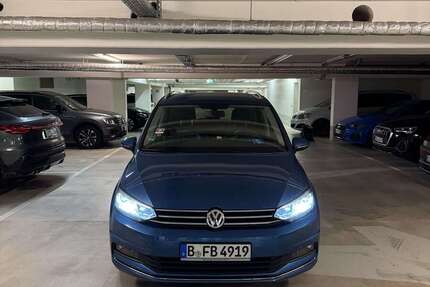 VW Touran 89.000 km 17.700 &euro; Berlin 10115