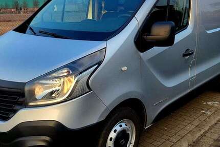 Renault Trafic 225.100 km 8.990 &euro; Hennigsdorf 16761