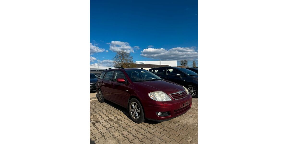Toyota Corolla 268.000 km 4.590 &euro; Velten 16727