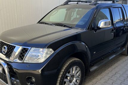 Nissan Navara 138.000 km 16.999 &euro; berlin 12305