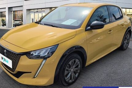 Peugeot 208 27.580 km 16.490 &euro; Berlin 12681