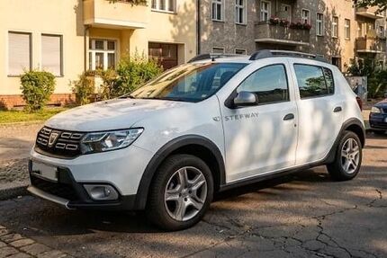Dacia Sandero 117.000 km 6.200 &euro; Berlin 12349