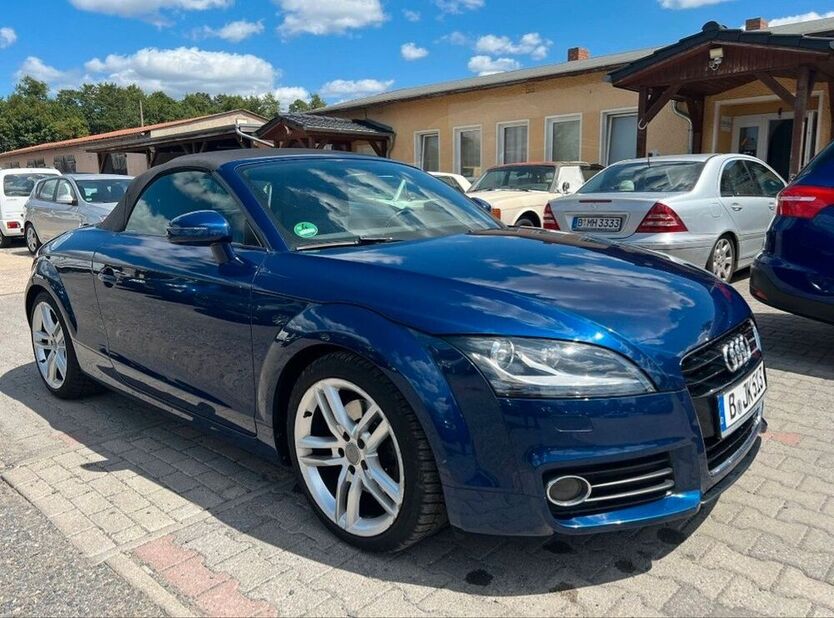 TT