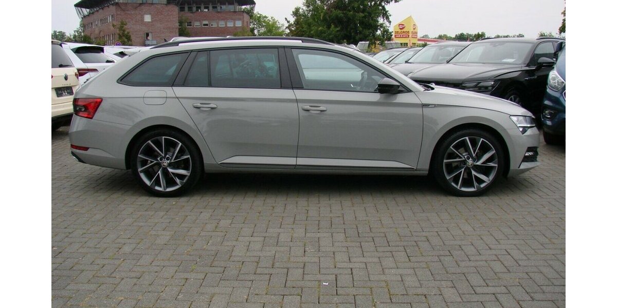 Skoda Superb 2.0TDI Sportline ACC Columbus Kamera AHK 34.483 km 35.980 &euro; Falkensee 14612