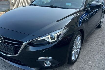 Mazda 3 141.000 km 7.790 &euro; Berlin 13581