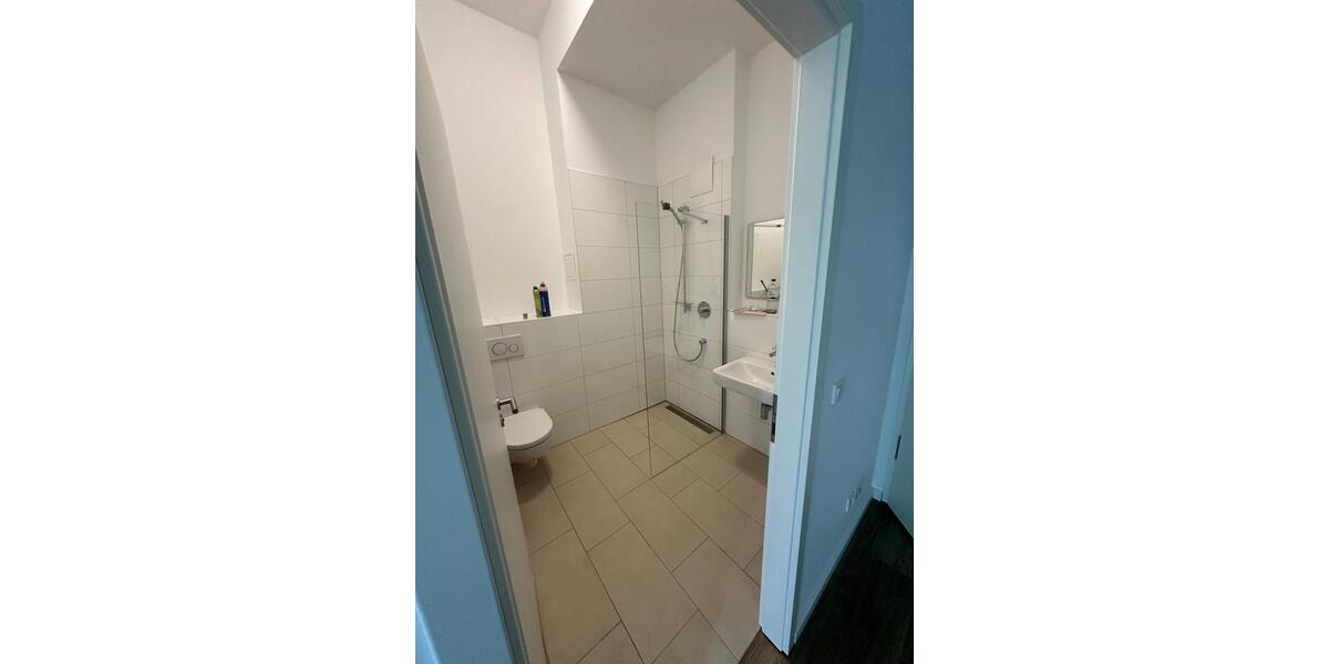 Erdgeschoßwohnung Berlin Lichtenberg - 1 Zimmer, 28 m&sup2;, 945&euro; | Angebot:25916206