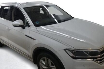 VW Touareg 74.540 km 41.950 &euro; Berlin 14167