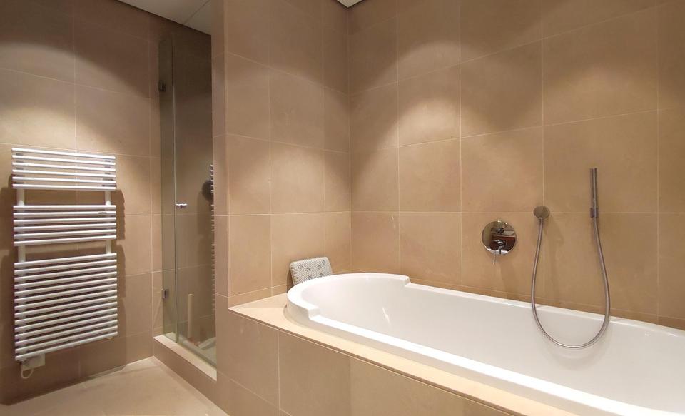 Etagenwohnung Berlin Mitte - 3 Zimmer, 94 m&sup2;, 2.400&euro; | Angebot:24738042