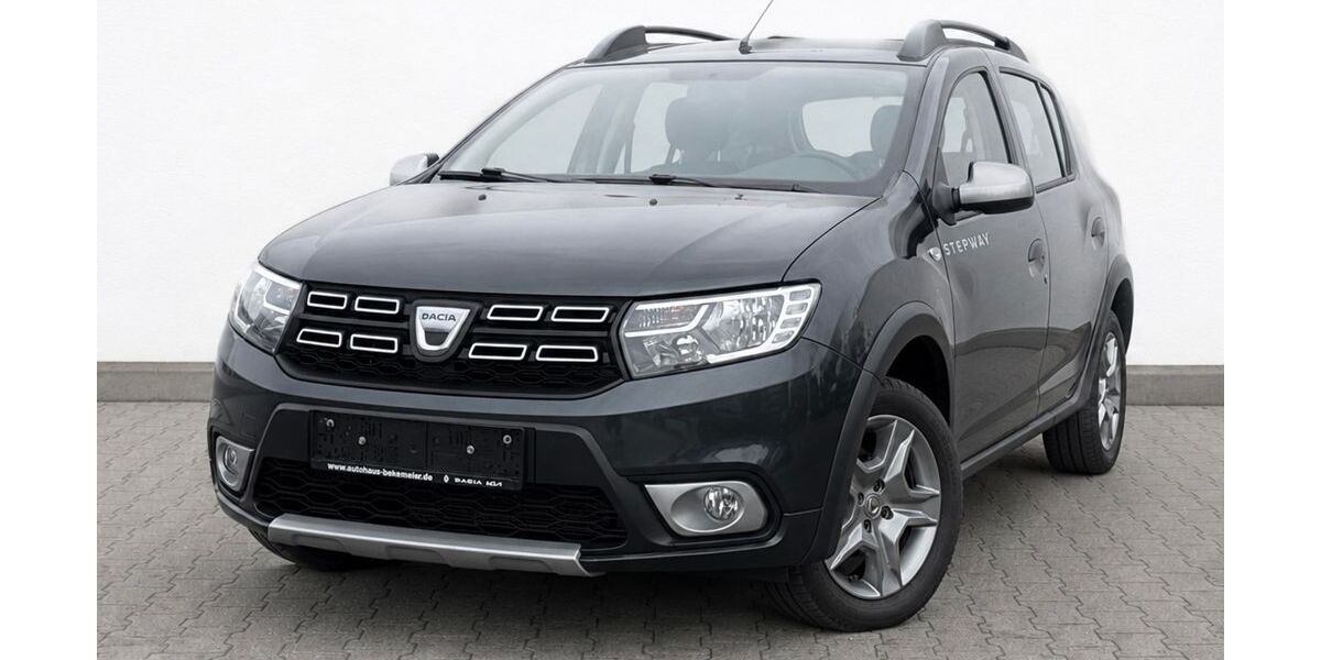 Dacia Logan 99.985 km 8.299 &euro; Berlin 13051
