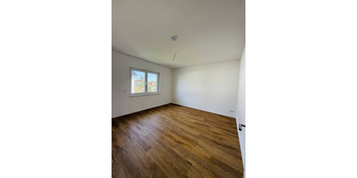 Einfamilienhaus Berlin Kaulsdorf - 4 Zimmer, 154 m&sup2;, 2.800&euro; | Angebot:26355994