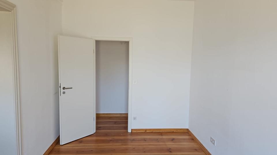 Etagenwohnung Ludwigsfelde - 2 Zimmer, 63 m&sup2;, 1.056&euro; | Angebot:25350475