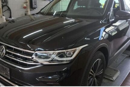 VW Tiguan 48.753 km 28.930 &euro; Berlin 13089