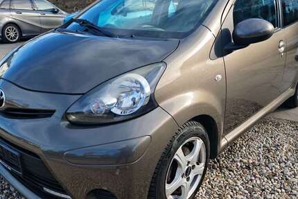 Toyota Aygo 122.000 km 5.490 &euro; Berlin 10551