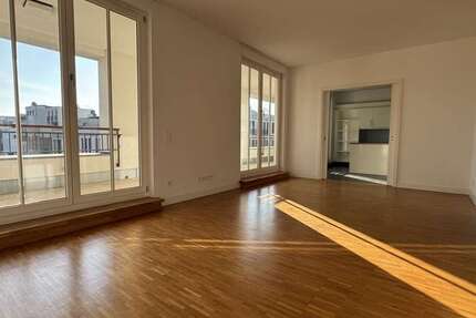 Wohnung Berlin Mitte - 5 Zimmer, 218 m&sup2;, 4.288&euro; | Angebot:26482905