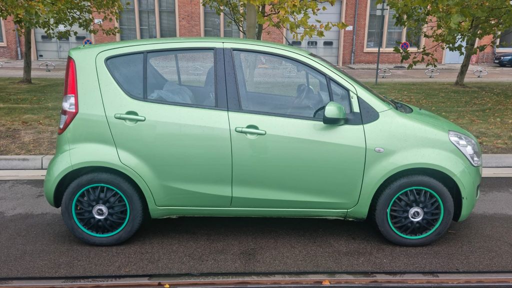 Suzuki Splash 109.932 km 2.990 &euro; Berlin 13437