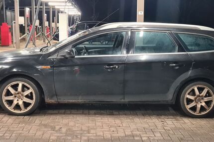 Ford Mondeo 430.000 km 890 &euro; Potsdam 14482