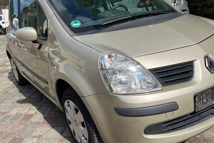 Renault Modus 144.797 km 1.499 &euro; Berlin 13359