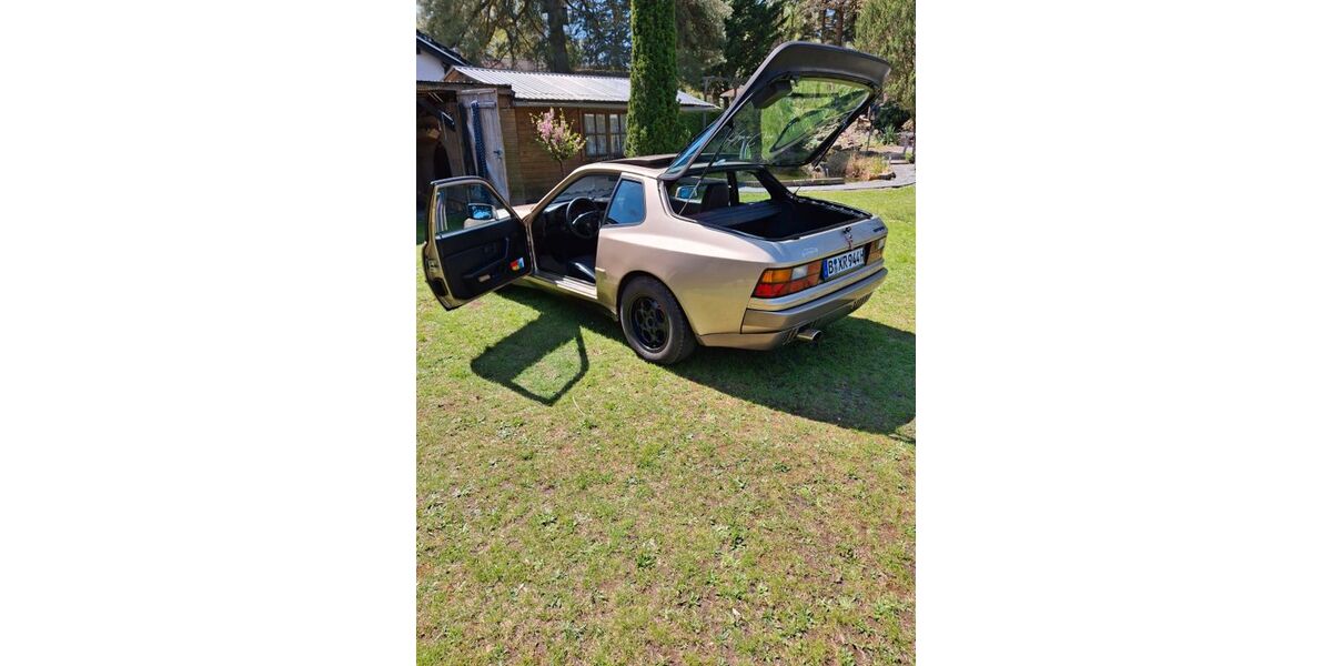 Porsche 944 323.000 km 13.999 &euro; Berlin 12589