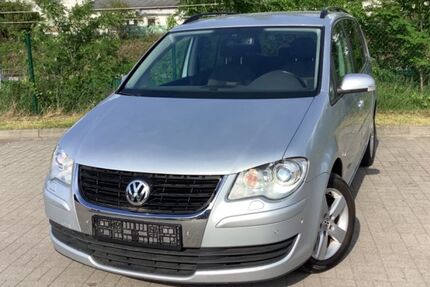 VW Touran 187.000 km 6.290 &euro; Berlin 12247