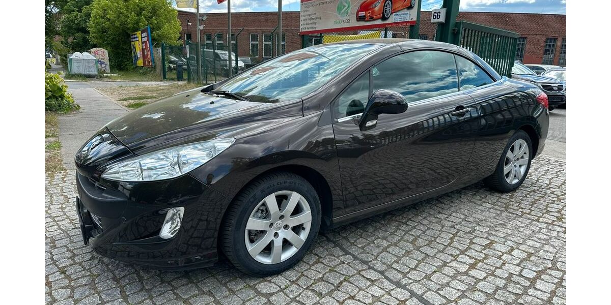 Peugeot 308 116.000 km 5.500 &euro; Berlin-Spandau 13585