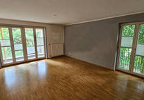 Optimal geschnittene 2 Zimmer Wohnung Parkett Einbauküche Balkon im grünen Waidmannslust (B5)