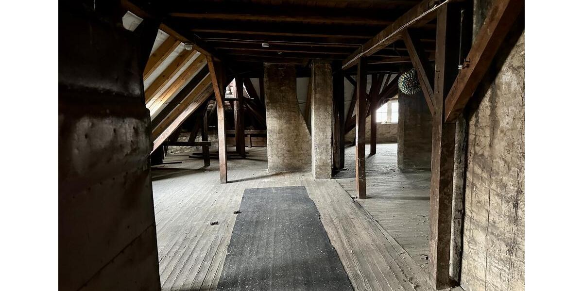 Etagenwohnung Potsdam Südliche Innenstadt - 12 Zimmer, 400 m&sup2;, 280.000&euro; | Angebot:25642690