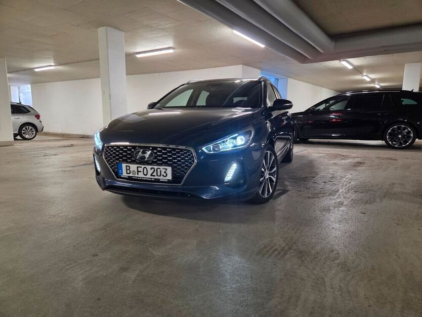 i30