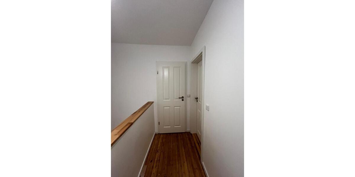 Charmantes Mittelhaus mit Garten in Berlin-Kladow 4 zimmer