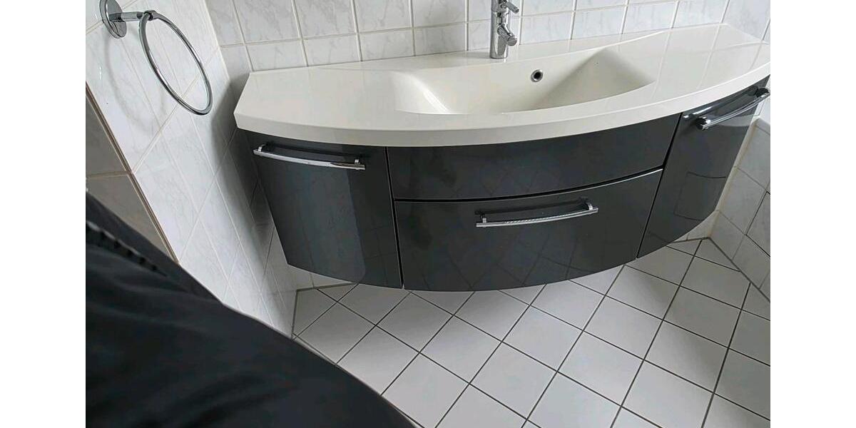 Dachgeschoßwohnung Kleinmachnow - 2 Zimmer, 70 m&sup2;, 1.176&euro; | Angebot:26481403