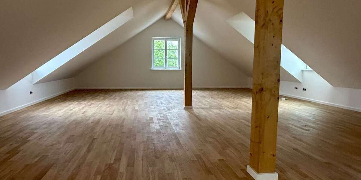 Etagenwohnung Berlin Treptow-Köpenick - 4 Zimmer, 112 m&sup2;, 2.800&euro; | Angebot:26561414