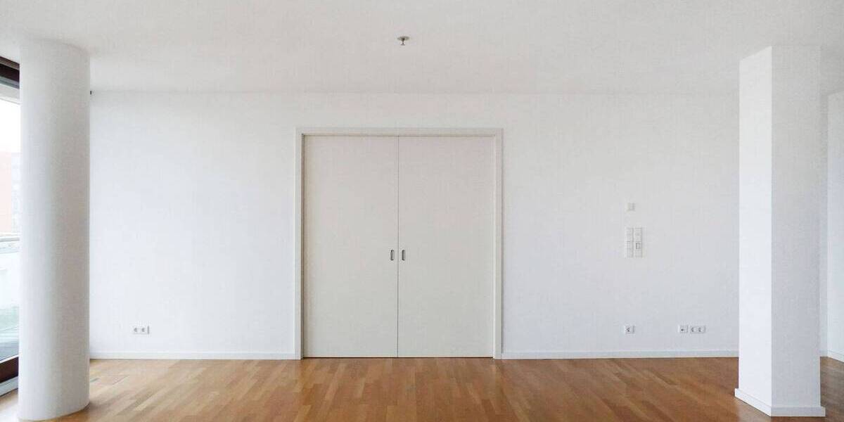 Etagenwohnung Berlin Mitte - 4 Zimmer, 167 m&sup2;, 3.040&euro; | Angebot:26018507