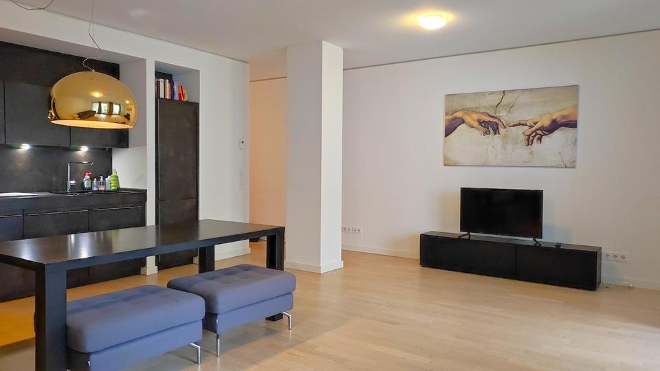 Etagenwohnung Berlin Mitte - 3 Zimmer, 94 m&sup2;, 2.400&euro; | Angebot:24738042