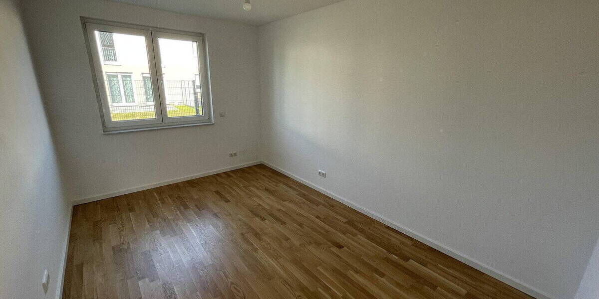 Doppelhaushälfte Schöneiche bei Berlin - 6 Zimmer, 140 m&sup2;, 2.300&euro; | Angebot:25910518