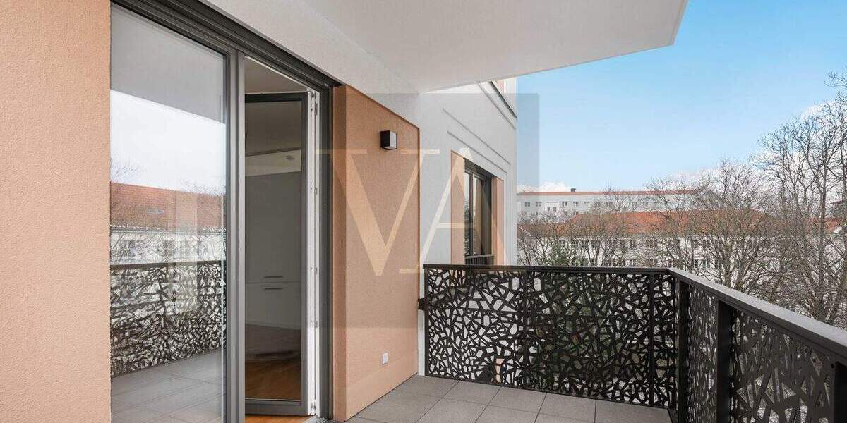 Etagenwohnung Berlin Friedrichshain - 3 Zimmer, 90 m&sup2;, 2.200&euro; | Angebot:25899169