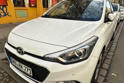 Hyundai i20 124.520 km 7.200 &euro; Berlin 10247