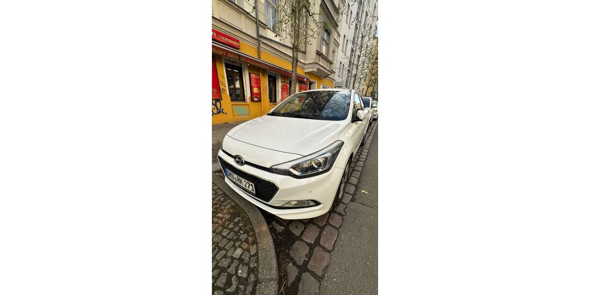 Hyundai i20 124.520 km 7.200 &euro; Berlin 10247