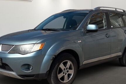 Mitsubishi Outlander 181.697 km 1.599 &euro; Berlin 12681