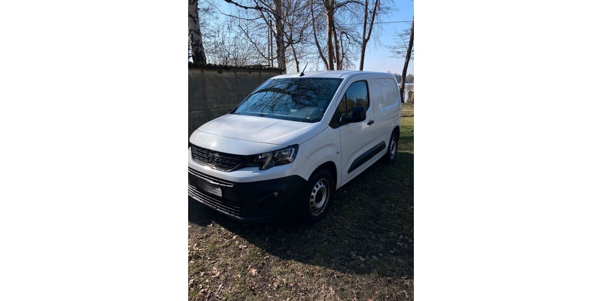 Peugeot Partner 118.000 km 11.500 &euro; Berlin 14059