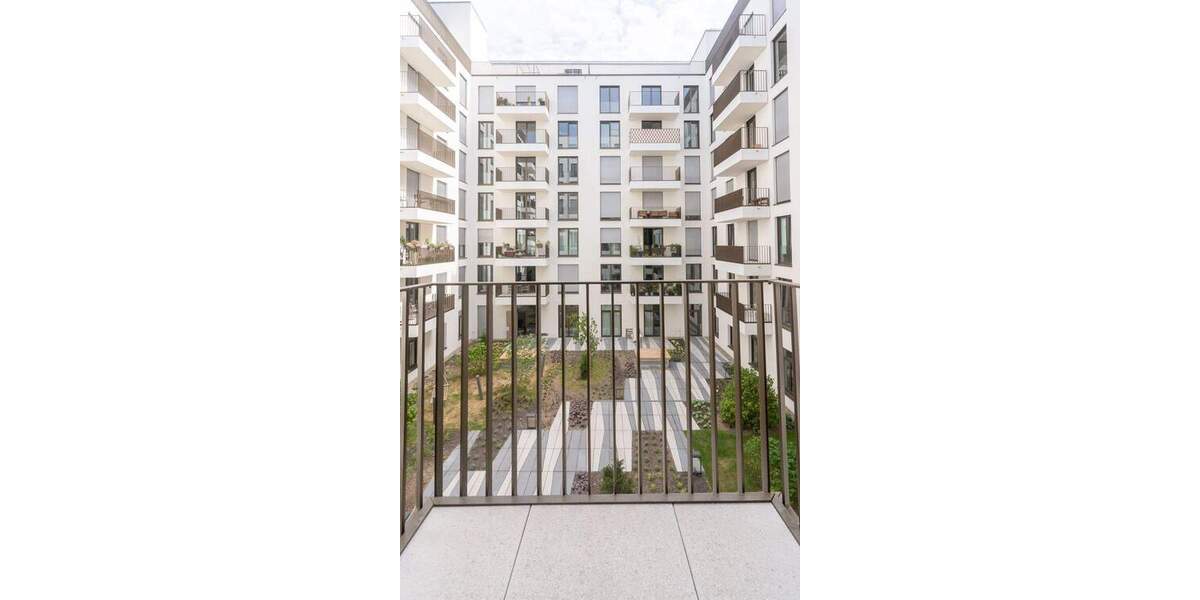 Etagenwohnung Berlin Friedrichshain - 1 Zimmer, 40 m&sup2;, 1.390&euro; | Angebot:25740311