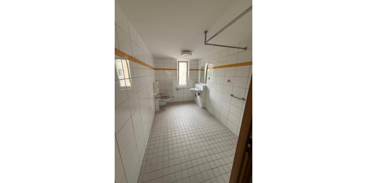 Etagenwohnung Berlin Lichtenberg - 3 Zimmer, 75 m&sup2;, 850&euro; | Angebot:27686949