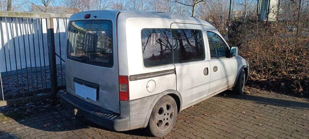 Opel Combo 222.000 km 1.200 &euro; Berlin 13595