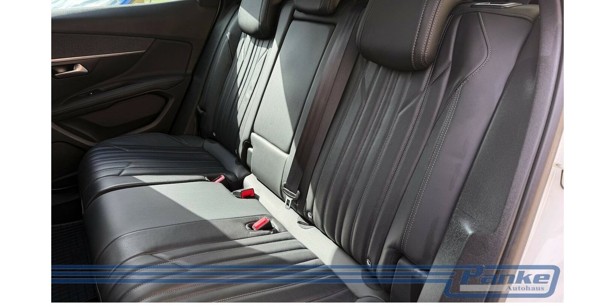 Peugeot 3008 Pano*F+R-Cam*Leder*Navi*Car-Play*E-Heck* 68.784 km 15.990 &euro; Berlin 13187