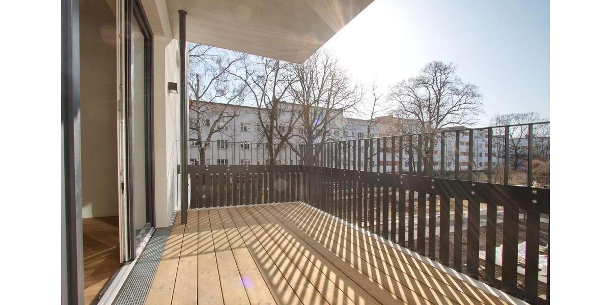 Etagenwohnung Berlin Lichtenberg - 4 Zimmer, 110 m&sup2;, 2.490&euro; | Angebot:26366375