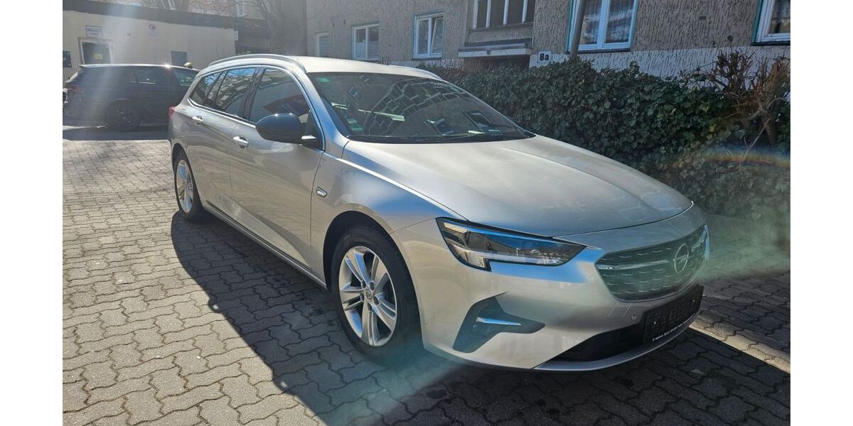Opel Insignia 123.532 km 14.600 &euro; Berlin 12099