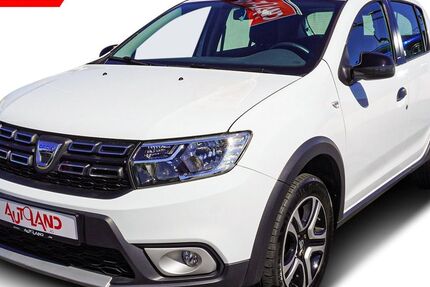 Dacia Sandero 27.790 km 15.950 &euro; Berlin 12683