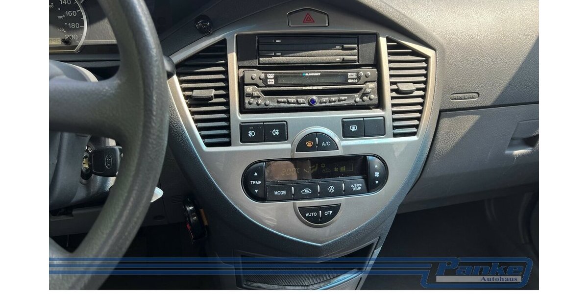 Kia Carens 2.0 16V EX Van*SchiebeD.*Klima*PDC*Bluet* 109.096 km 1.100 &euro; Berlin 13187