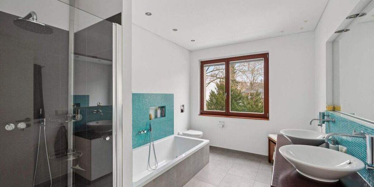 Einfamilienhaus Berlin Nikolassee - 7 Zimmer, 238 m&sup2;, 2.495.000&euro; | Angebot:25753819