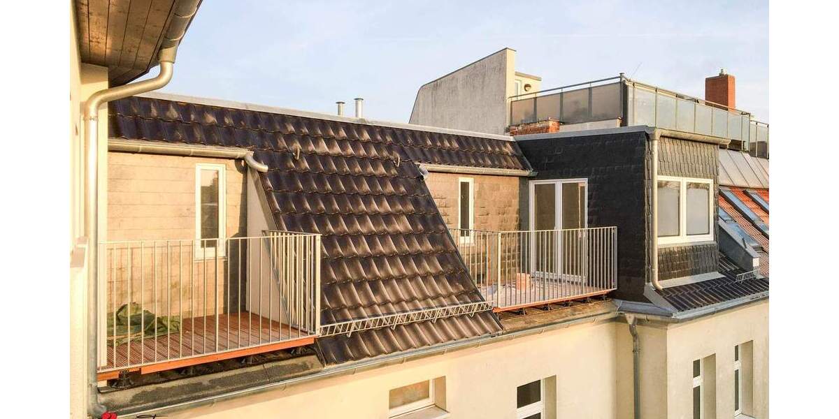 Stilvoller Dachgeschoss-Traum mit zwei Dachterrassen - bezugsfreie 2-Zimmer-Wohnung in Berlin-Grünau 2 zimmer