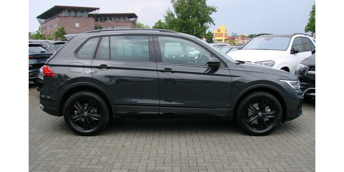 VW Tiguan 2.0TDI Urban Sport 4x4 ACC Navi LED 1.501 km 35.980 &euro; Falkensee 14612