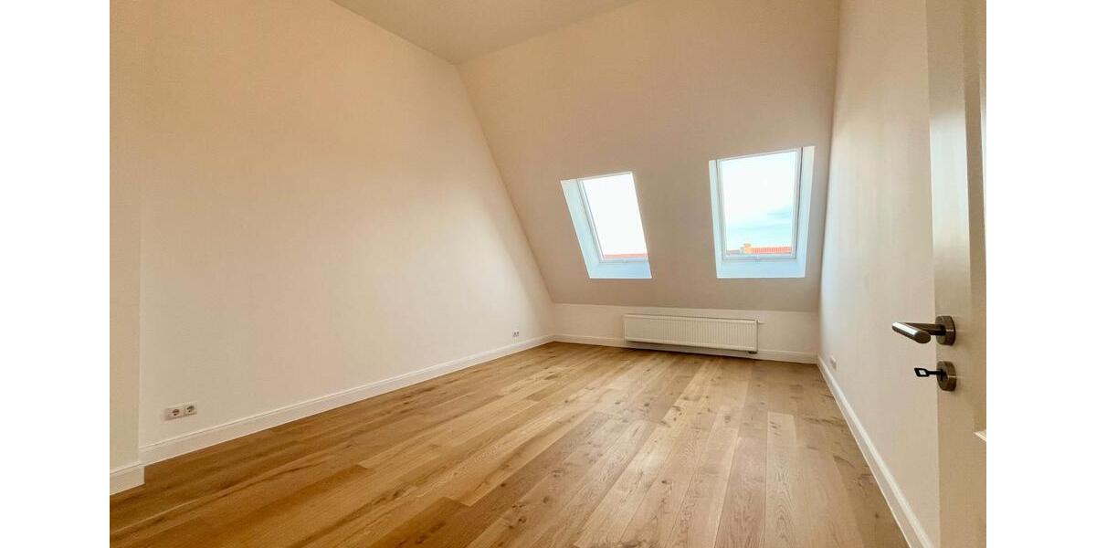 Dachgeschoßwohnung Berlin Treptow-Köpenick - 3 Zimmer, 87 m&sup2;, 1.820&euro; | Angebot:26014441